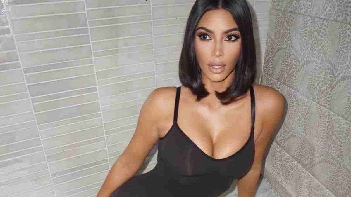 L’inverosimile leggerezza di Kim Kardashian