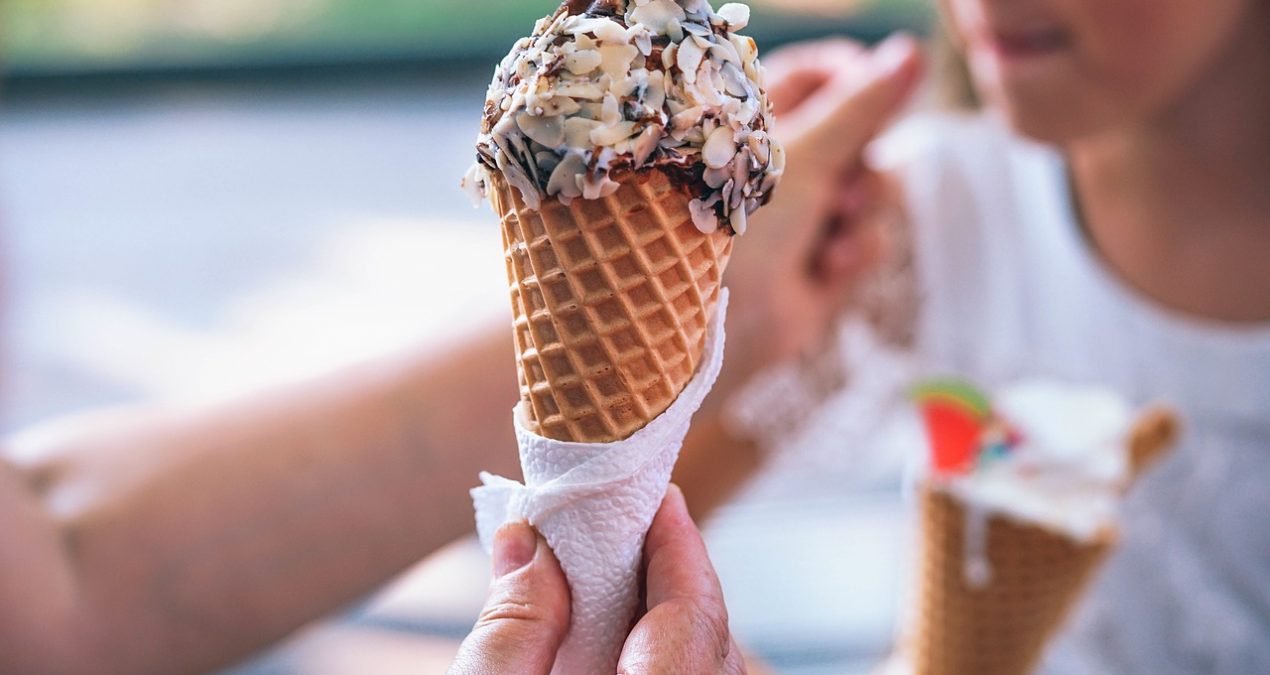 Bambini, gelati e l’inutilità dei tovagliolini da bar