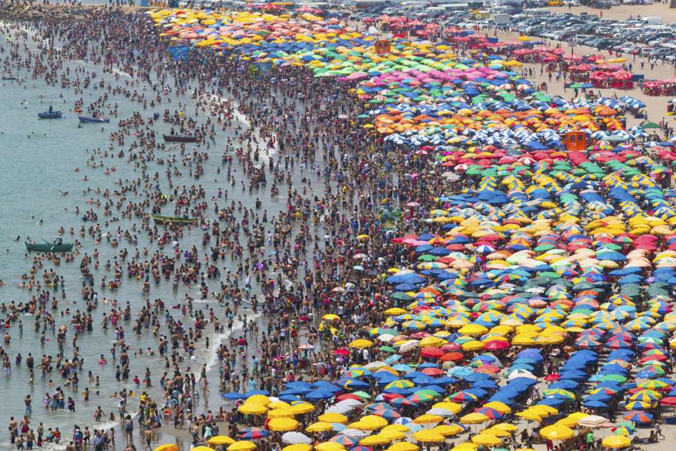 Tipi da spiaggia: tutti gli stereotipi che abbiamo trovato nei lidi italiani